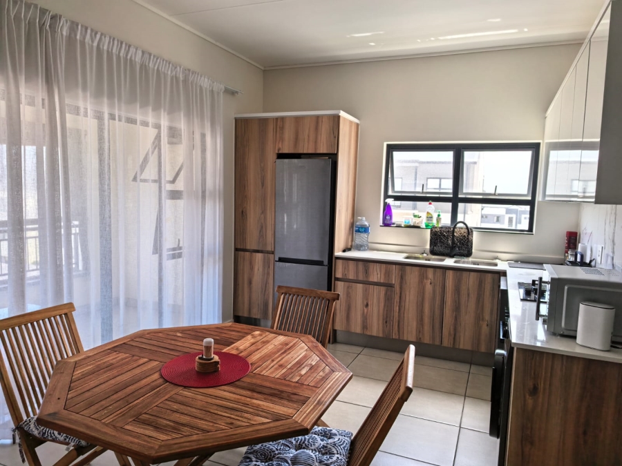 To Let 2 Bedroom Property for Rent in Parklands North Western Cape